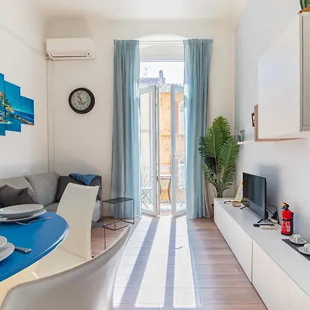 The Blue House, Terre Marine * La Spezia
