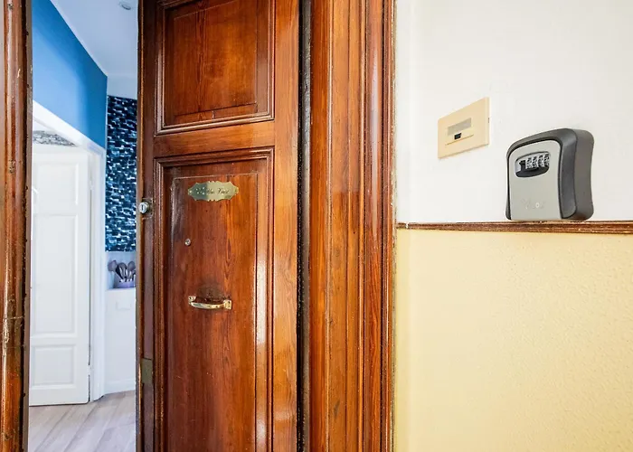 The Blue House, Terre Marine * ラ・スペツィア