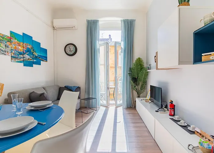 The Blue House, Terre Marine * ラ・スペツィア